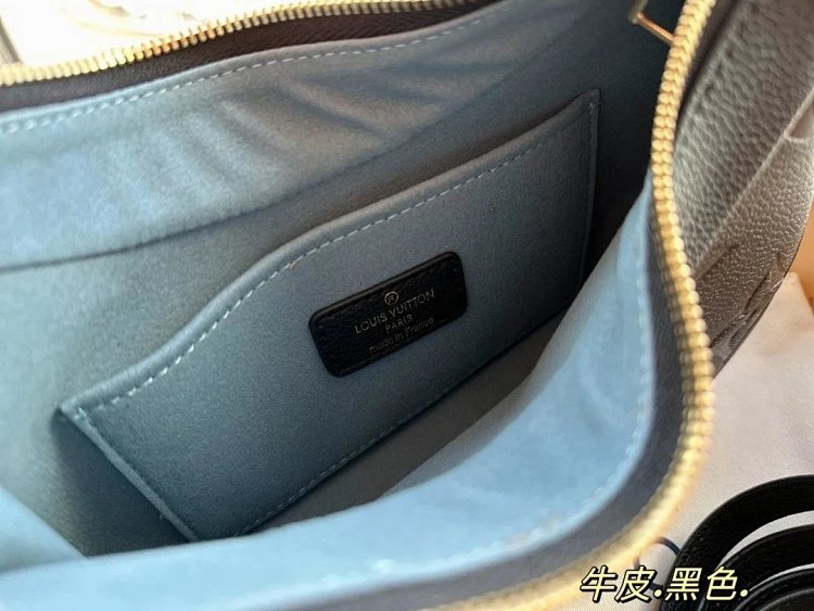 Louis Vuitton Underarm Bag Handheld Shoulder Cross Shoulder Leather Handbag | Supeerbuy Spreadsheet