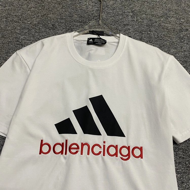 Balenciaga Adidas Joint Short Sleeve Fashion Show with Large Logo | Supeerbuy Spreadsheet
