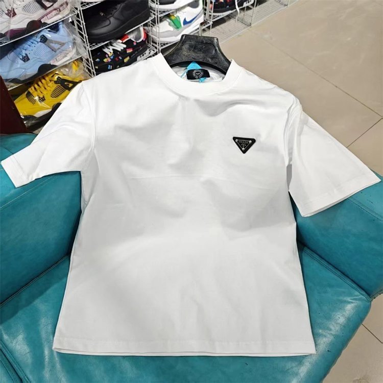 Prada Light Luxury Business Short Sleeve T-shirt Men's White Grey Half Sleeve Top | Supeerbuy Spread