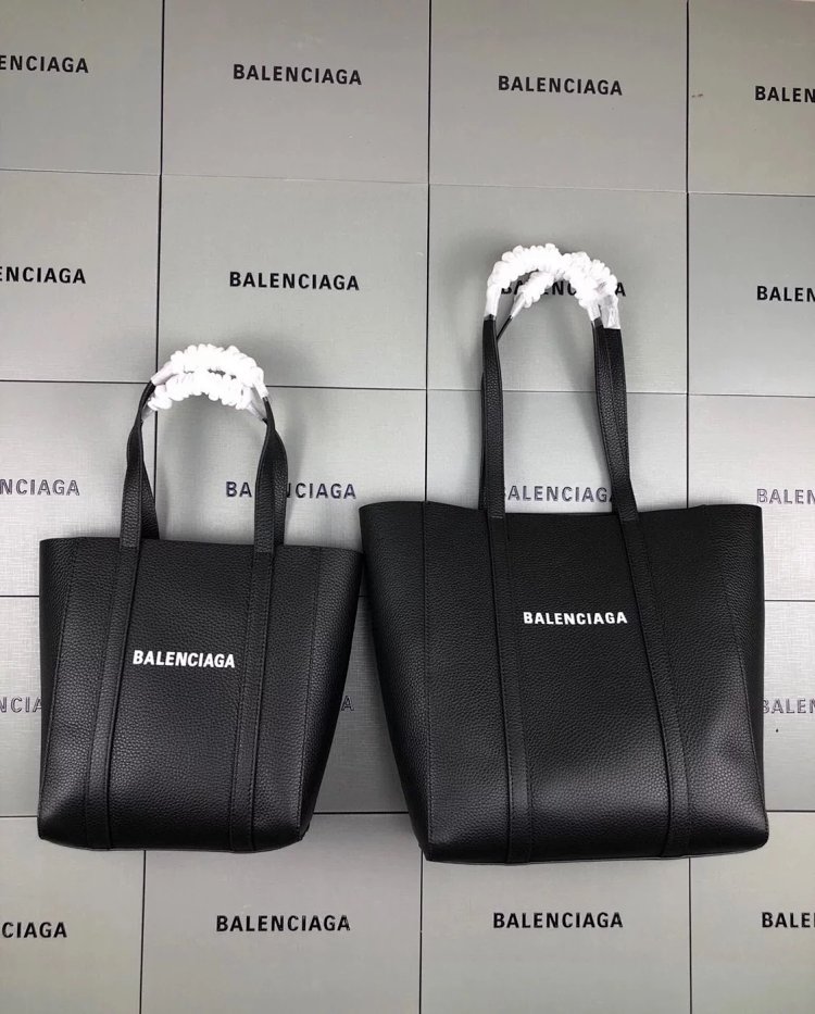 Balenciaga Tote Bag Handbill Shoulder Bag Bucket Bag | Supeerbuy Spreadsheet