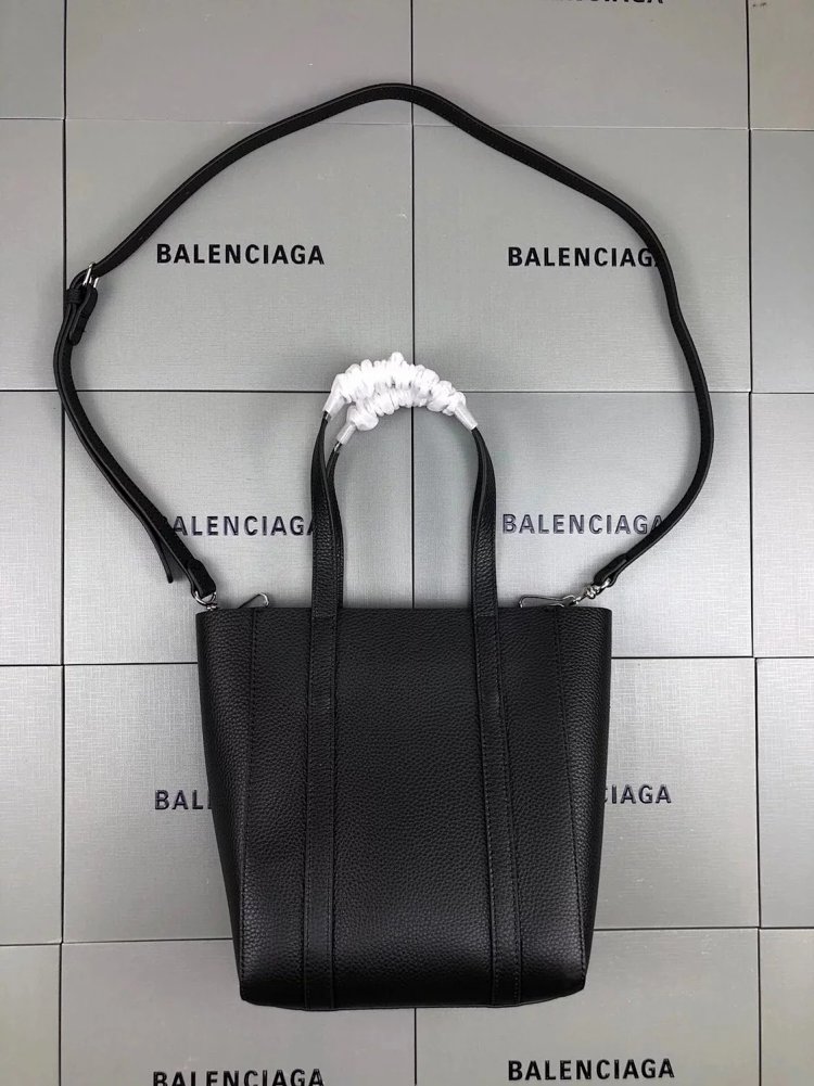 Balenciaga Tote Bag Handbill Shoulder Bag Bucket Bag | Supeerbuy Spreadsheet
