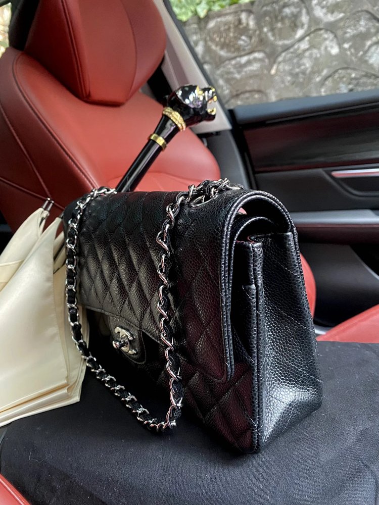 Chanel genuine leather women's bag with diamond grid chain shoulder crossbody bag | Supeerbuy Spread