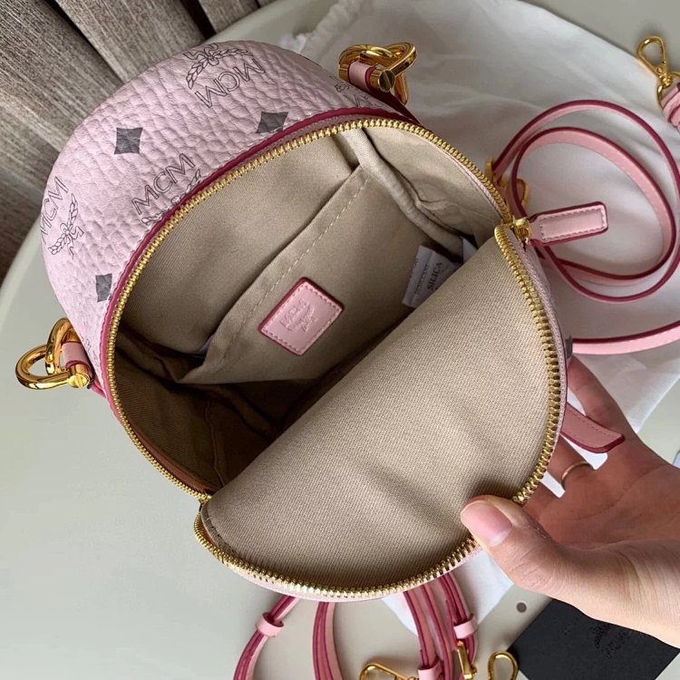 MCM Women's Bag Mini Backpack Handheld Women's Bag | Supeerbuy Spreadsheet