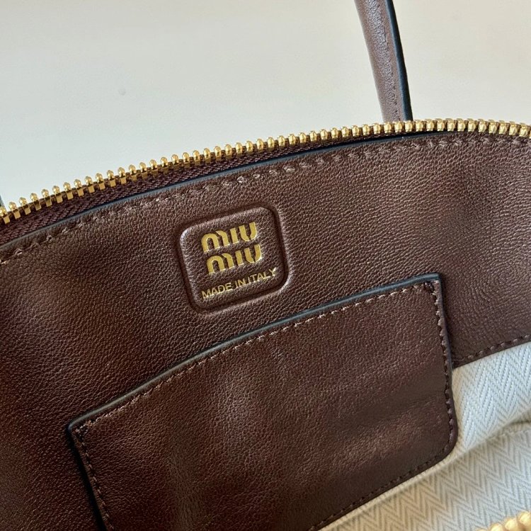 Miumiu handbag shoulder bag crossbody bag women's bag shell bag | Supeerbuy Spreadsheet