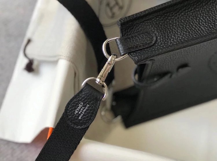 Hermes mini calf leather hollow shoulder crossbody buckle women's bag | Supeerbuy Spreadsheet