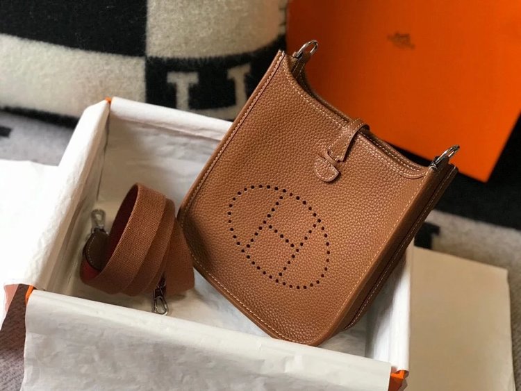 Hermes mini calf leather hollow shoulder crossbody buckle women's bag | Supeerbuy Spreadsheet