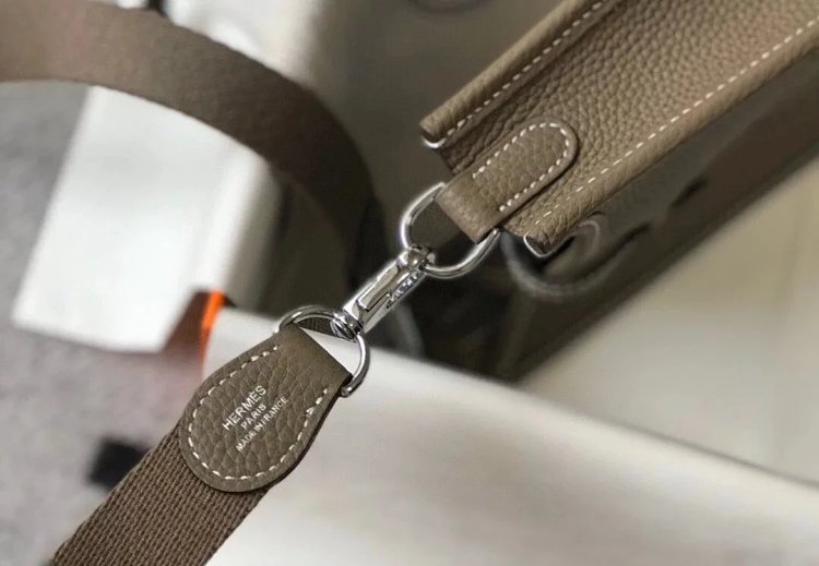 Hermes mini calf leather hollow shoulder crossbody buckle women's bag | Supeerbuy Spreadsheet