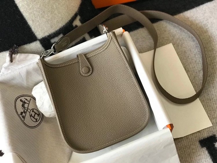 Hermes mini calf leather hollow shoulder crossbody buckle women's bag | Supeerbuy Spreadsheet