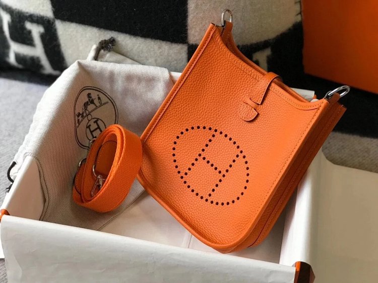 Hermes mini calf leather hollow shoulder crossbody buckle women's bag | Supeerbuy Spreadsheet