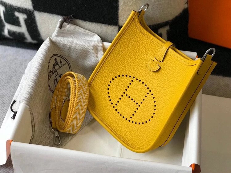 Hermes mini calf leather hollow shoulder crossbody buckle women's bag | Supeerbuy Spreadsheet