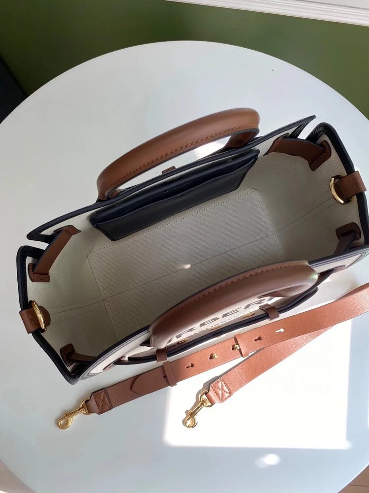 Burberry Belt ladies' large capacity tote bag shoulder bag | Supeerbuy Spreadsheet