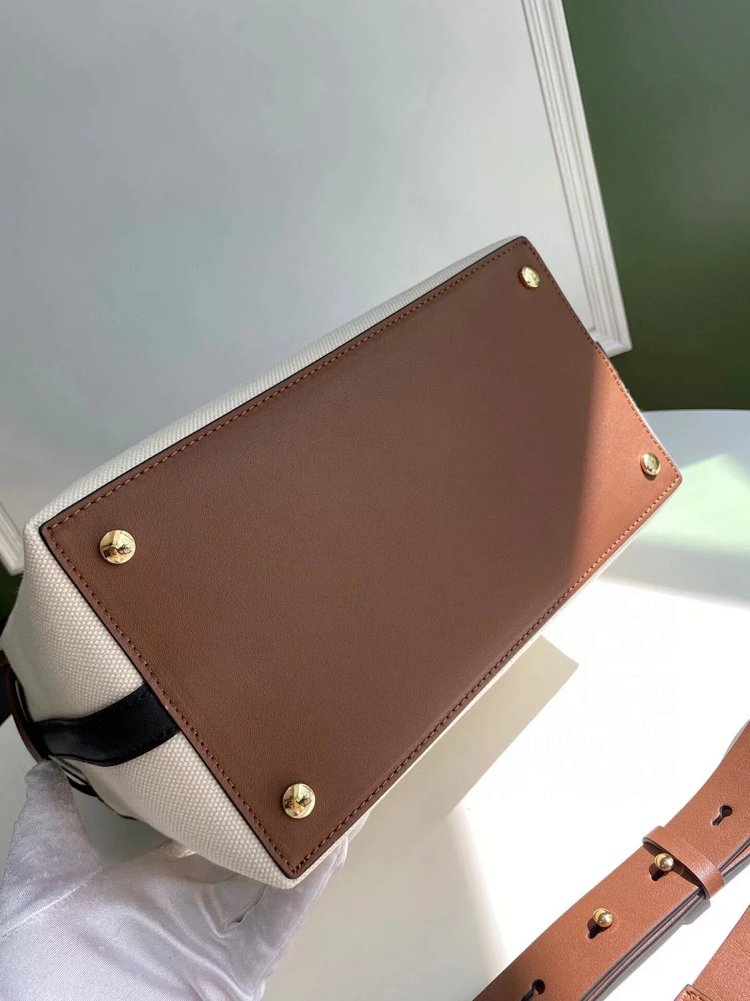 Burberry Belt ladies' large capacity tote bag shoulder bag | Supeerbuy Spreadsheet