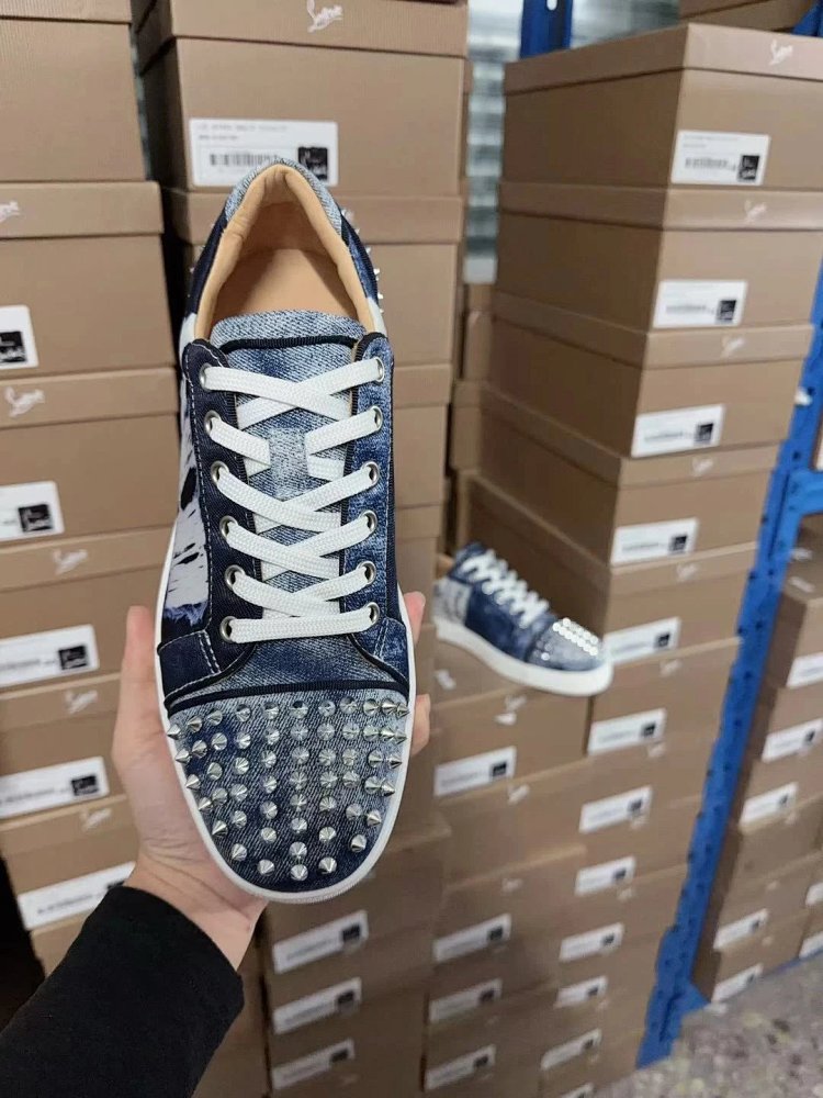D2 Co branded CL Red soled Shoes with Willow Nails | Supeerbuy Spreadsheet