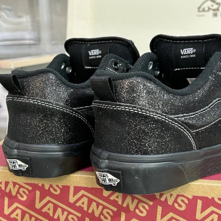 VANS  Black Warrior Starry Sky Bread Shoes | Supeerbuy Spreadsheet
