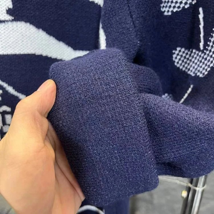 Burberry warhorse logo sweater | Supeerbuy Spreadsheet