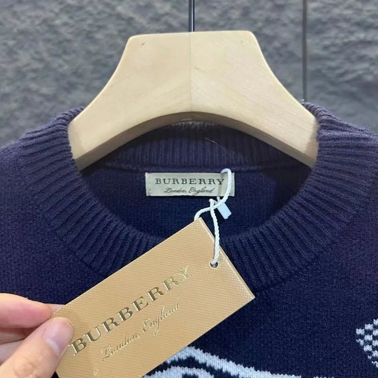 Burberry warhorse logo sweater | Supeerbuy Spreadsheet