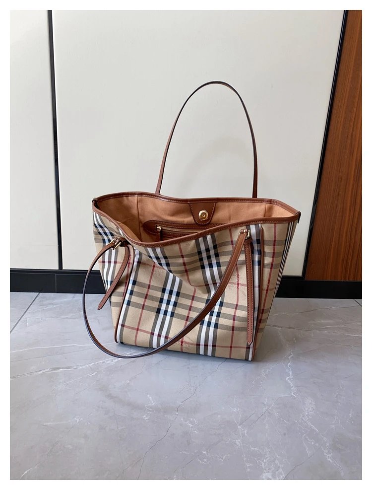 Burberry plaid pattern tote bag | Supeerbuy Spreadsheet