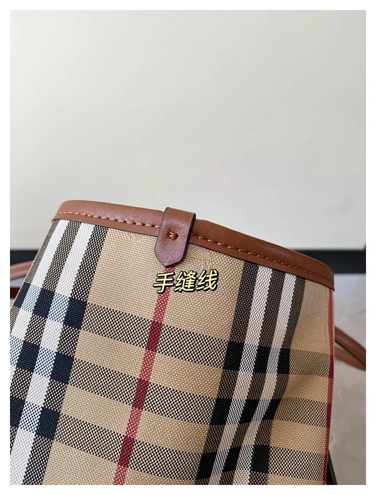 Burberry plaid pattern tote bag | Supeerbuy Spreadsheet