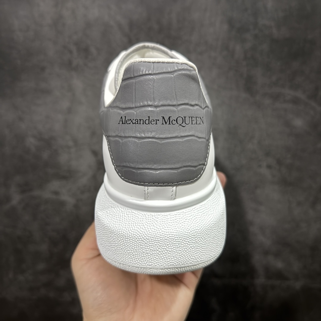 Alexander McQueen Sneaker SH528151 | Supeerbuy Spreadsheet
