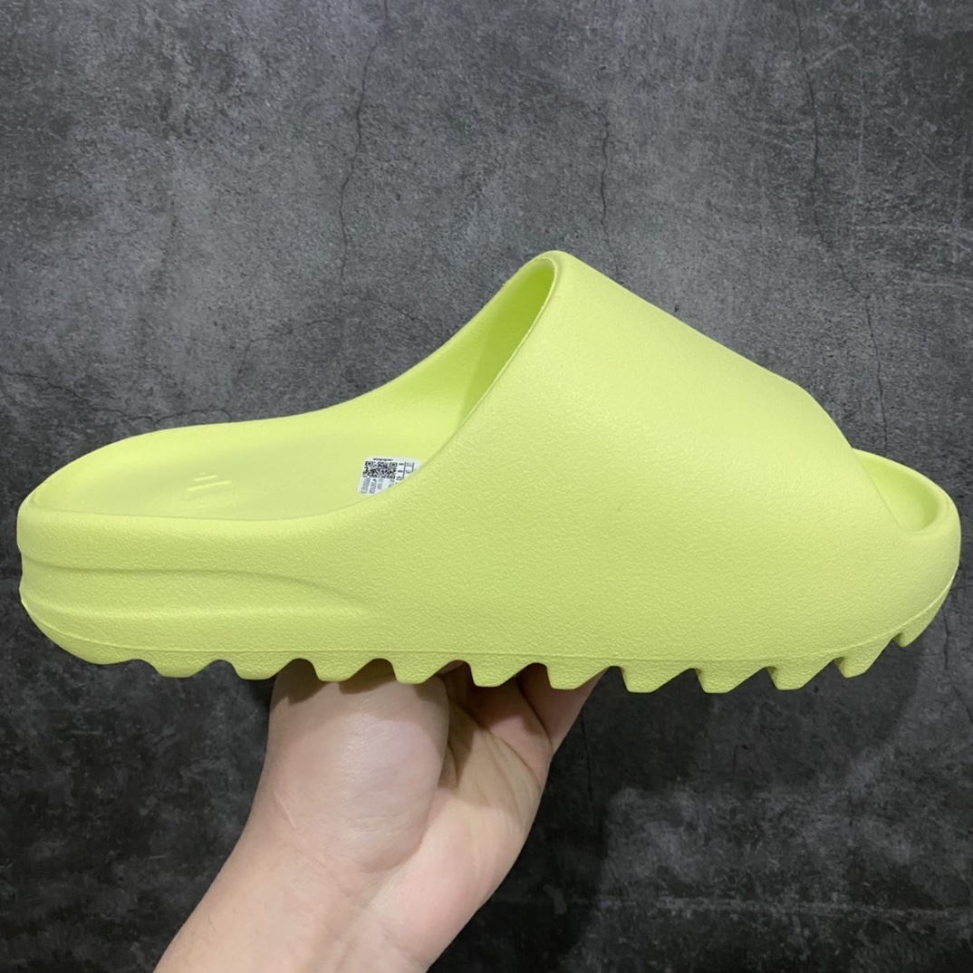 Adidas slippers T538019 | Supeerbuy Spreadsheet