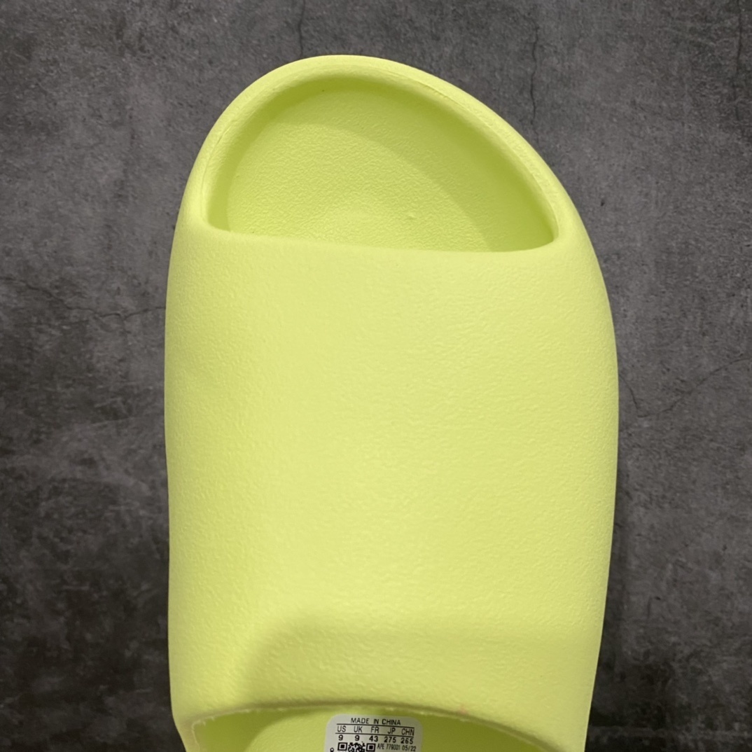 Adidas slippers T538019 | Supeerbuy Spreadsheet
