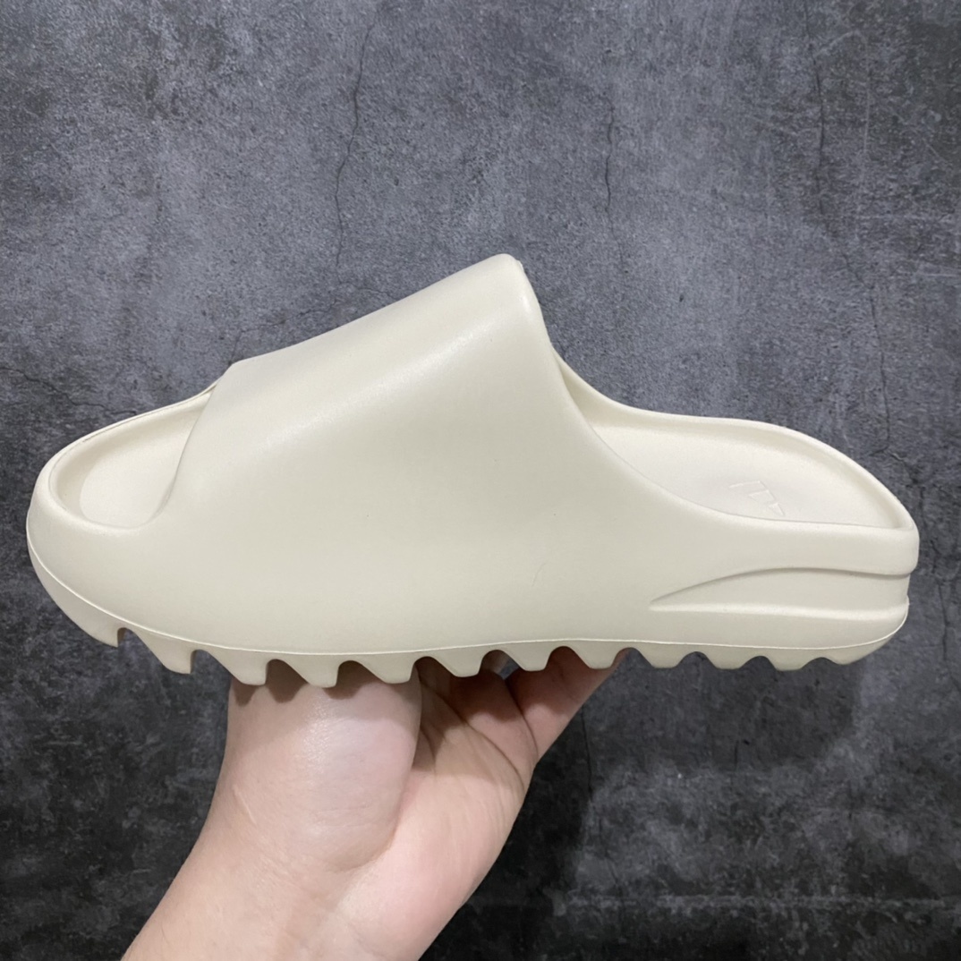 Adidas slippers T538020 | Supeerbuy Spreadsheet
