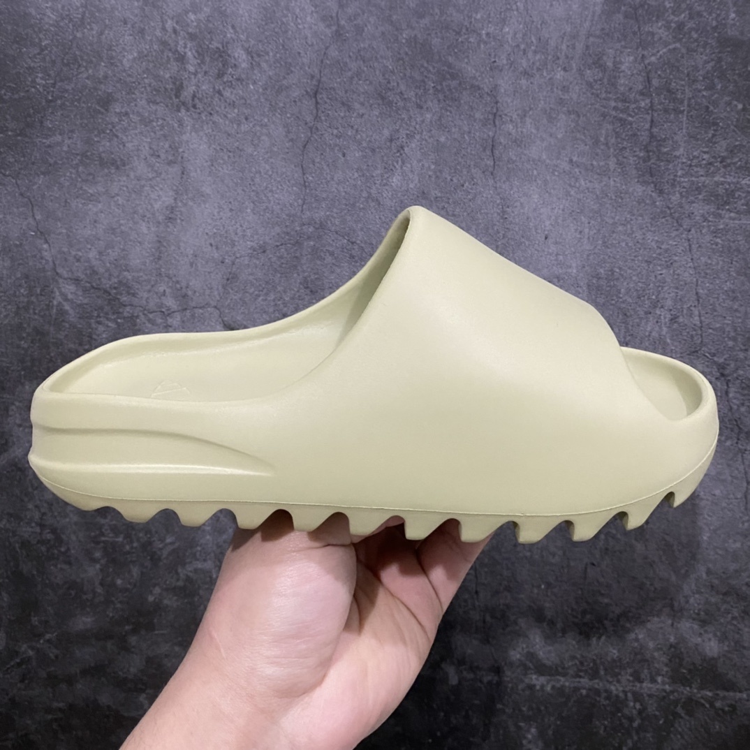 Adidas slippers T538022 | Supeerbuy Spreadsheet