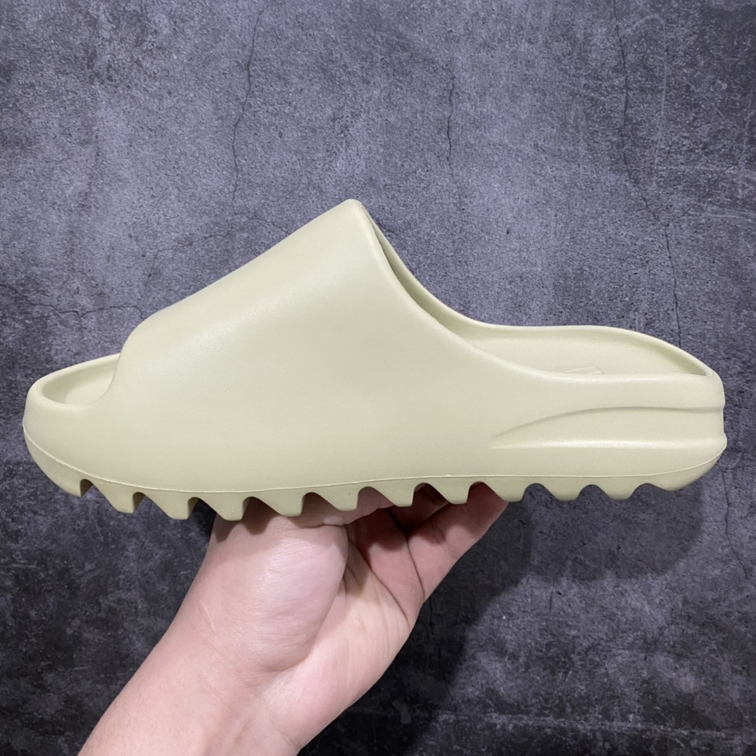 Adidas slippers T538022 | Supeerbuy Spreadsheet