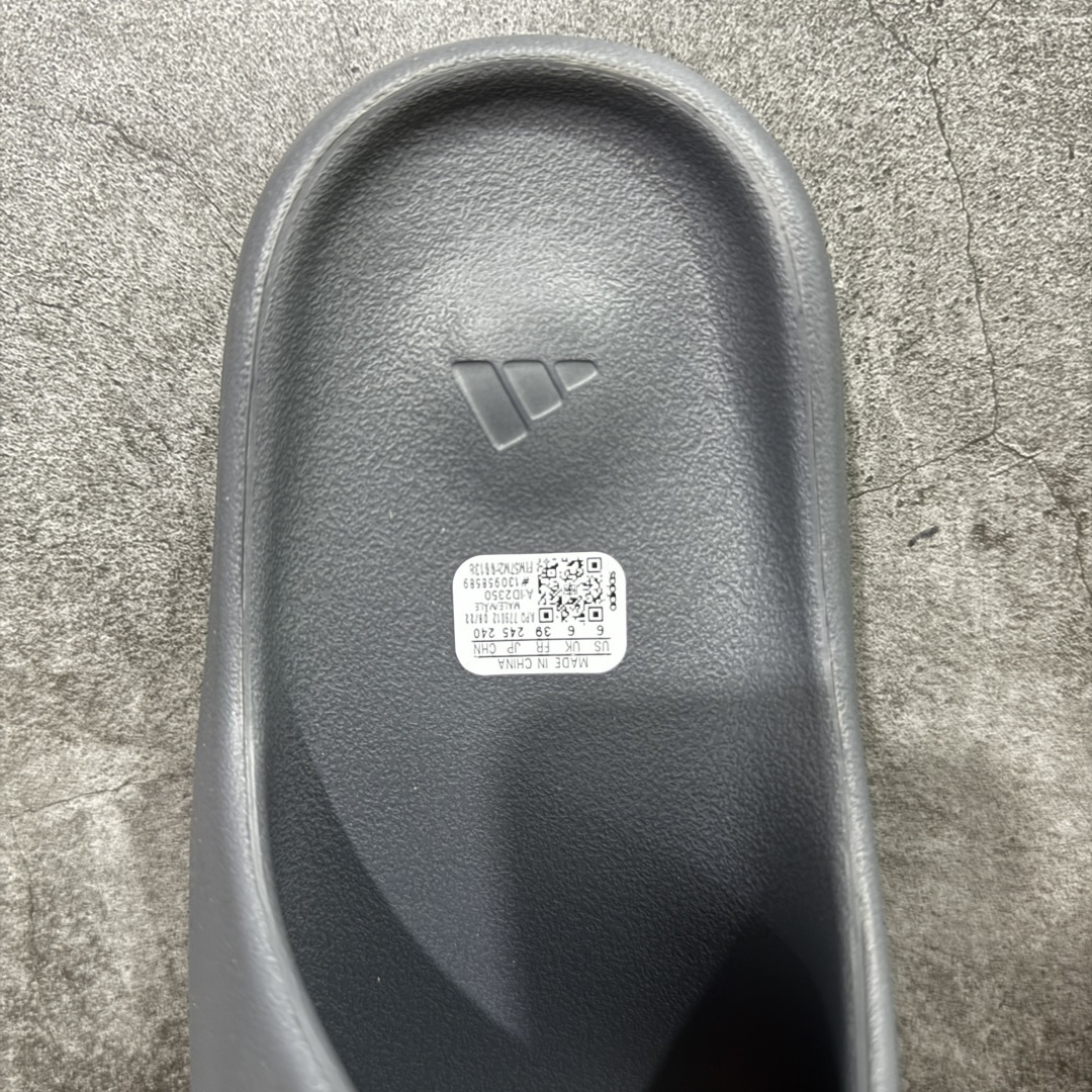 Adidas slippers T538024 | Supeerbuy Spreadsheet