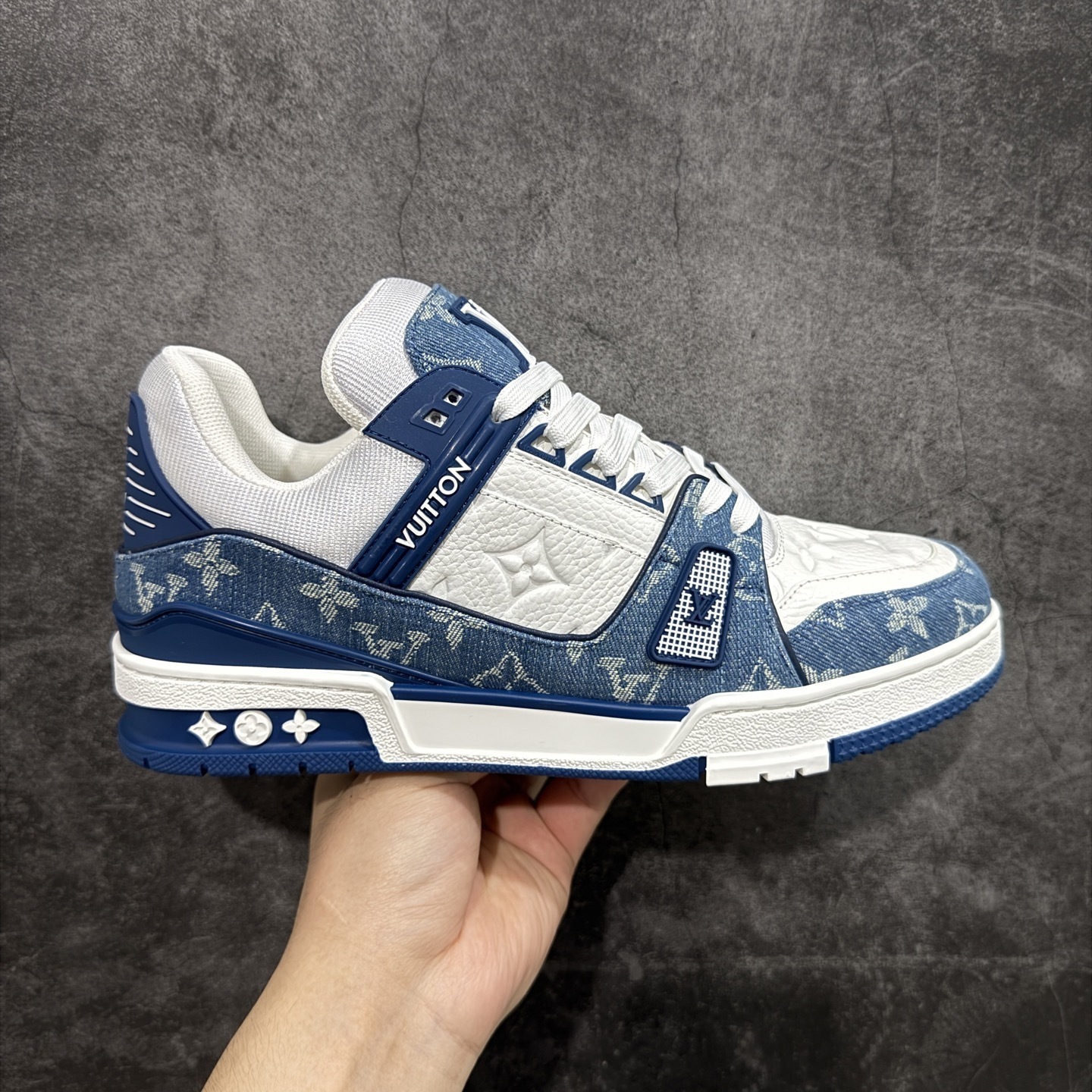 Louis Vuitton  Trainer Sneaker T538001 | Supeerbuy Spreadsheet