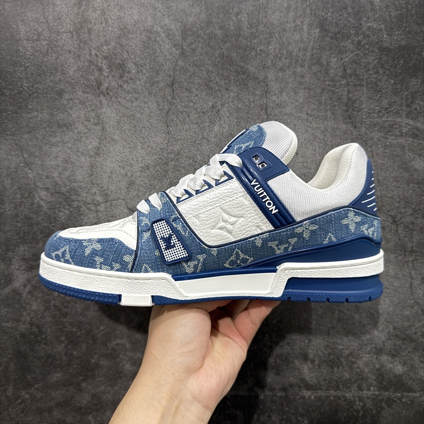 Louis Vuitton  Trainer Sneaker T538001 | Supeerbuy Spreadsheet