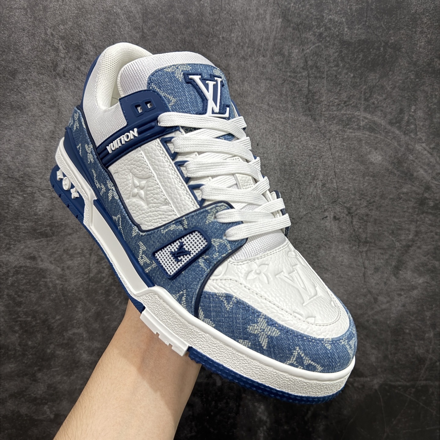 Louis Vuitton  Trainer Sneaker T538001 | Supeerbuy Spreadsheet