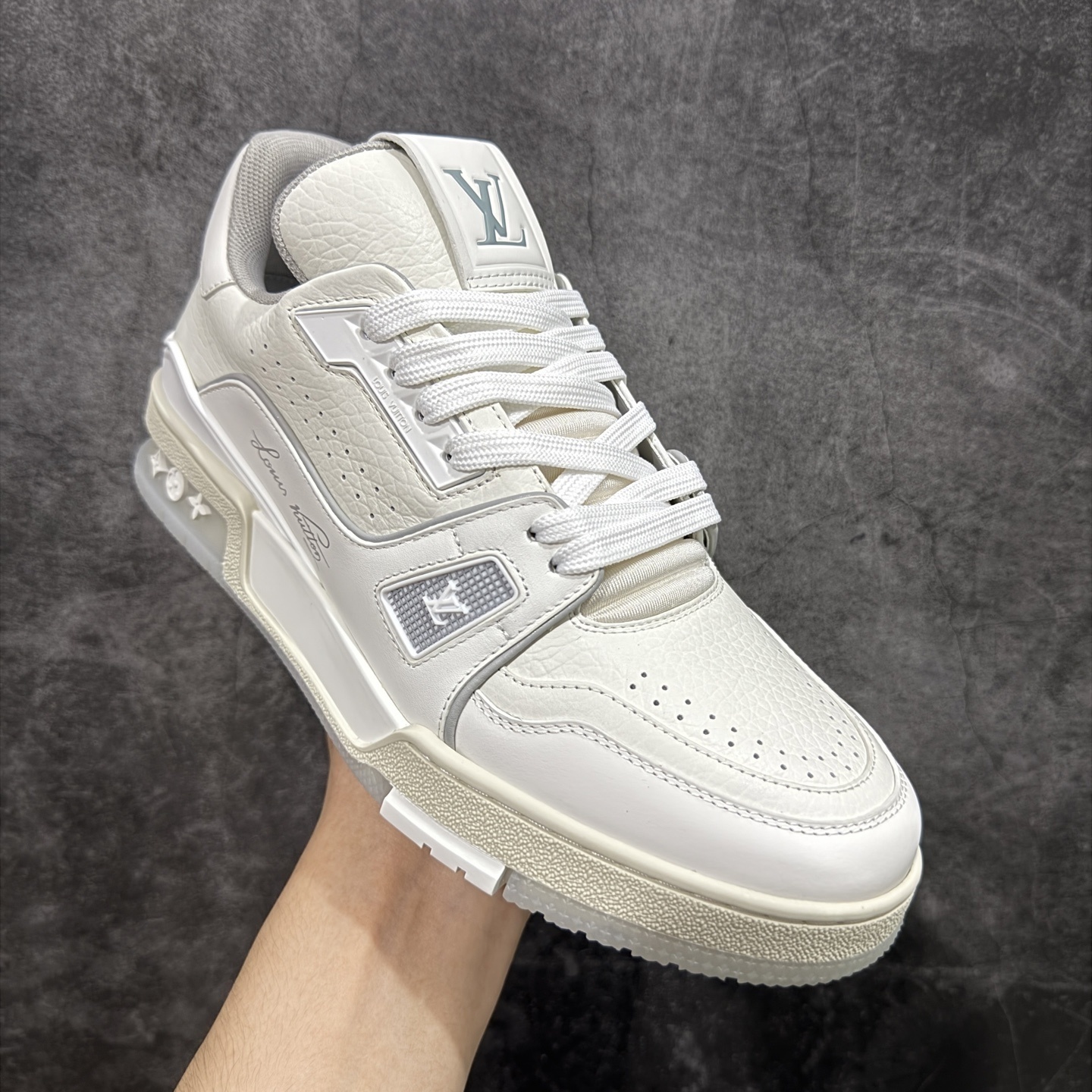Louis Vuitton  Trainer Sneaker T538002 | Supeerbuy Spreadsheet