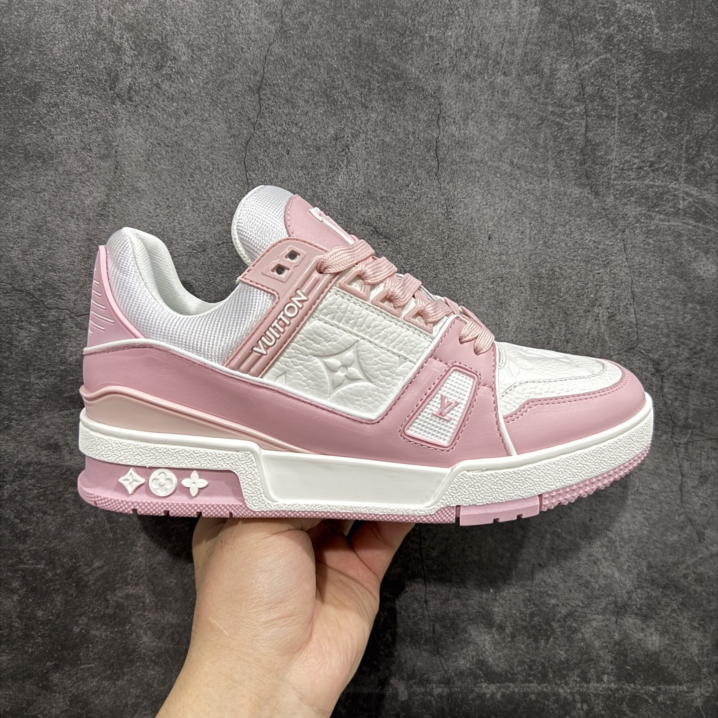 Louis Vuitton  Trainer Sneaker T538005 | Supeerbuy Spreadsheet