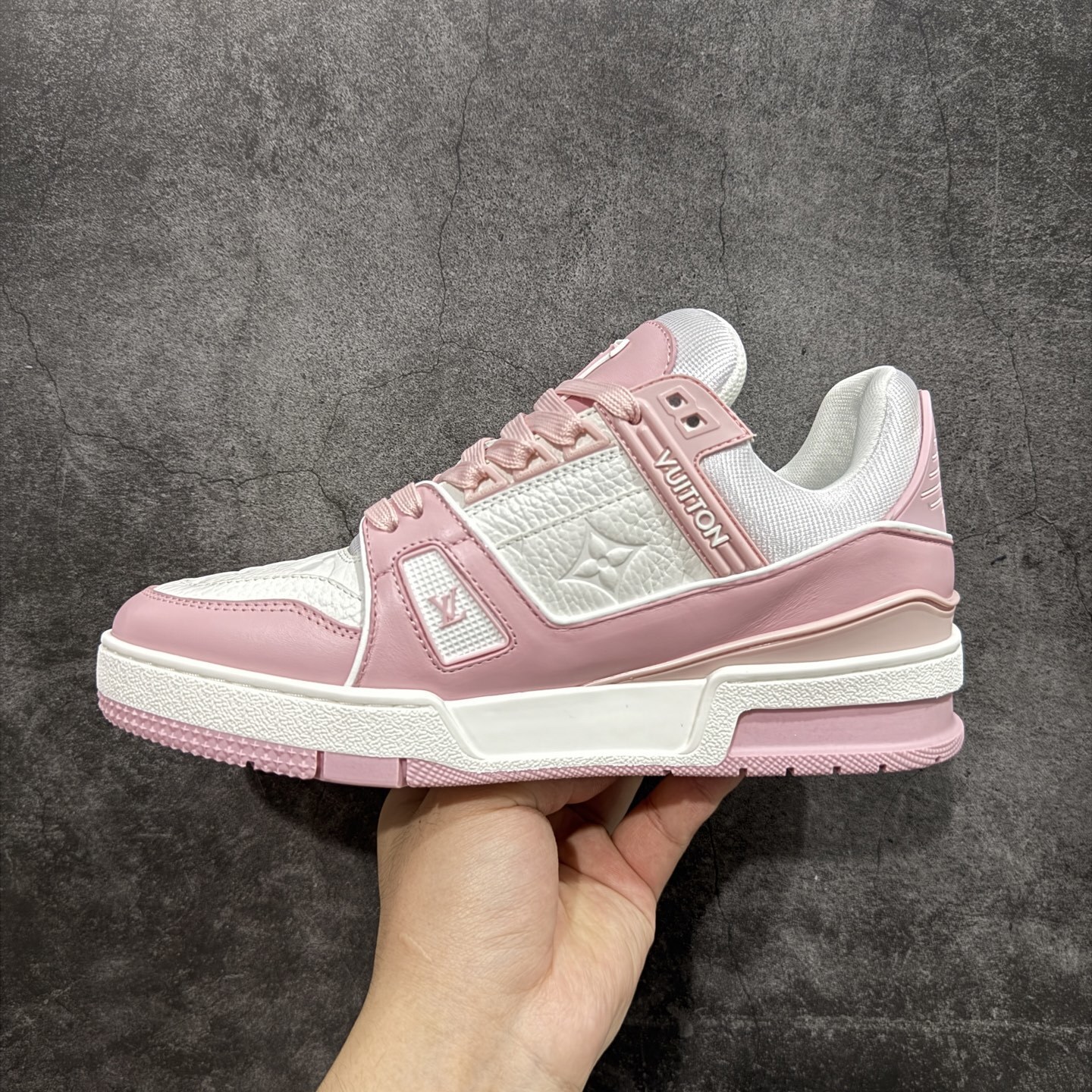 Louis Vuitton  Trainer Sneaker T538005 | Supeerbuy Spreadsheet