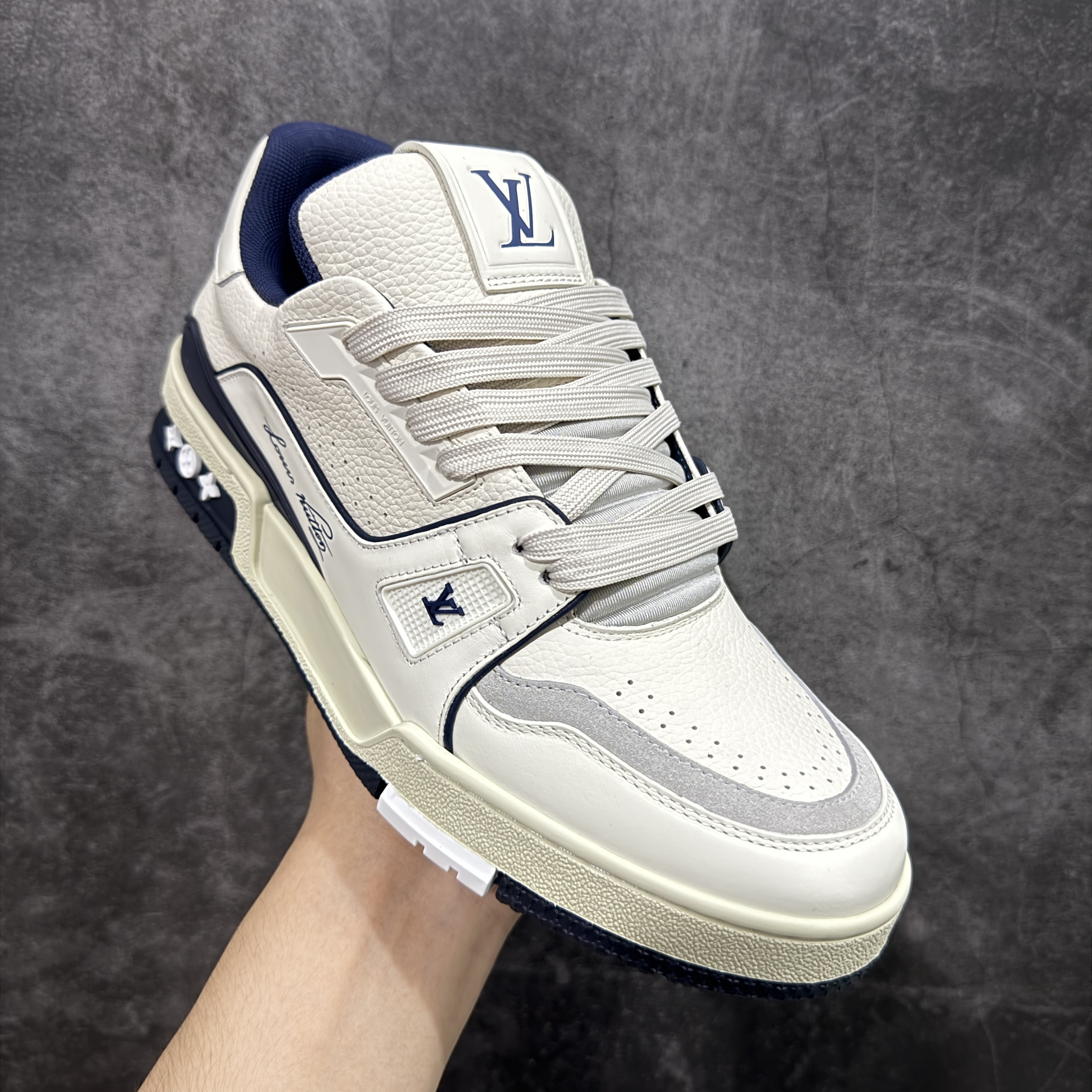 Louis Vuitton  Trainer Sneaker T538006 | Supeerbuy Spreadsheet