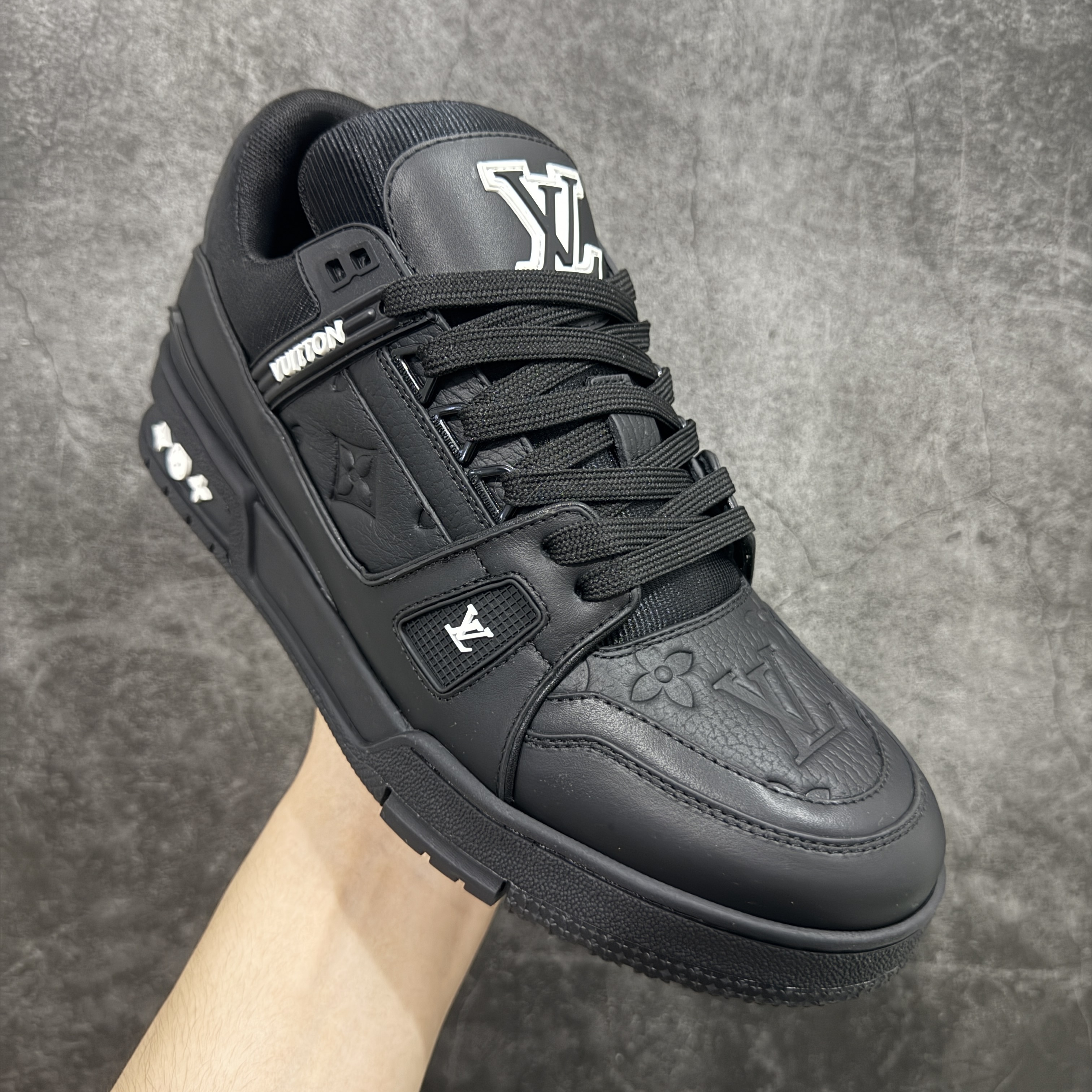 Louis Vuitton  Trainer Sneaker T538007 | Supeerbuy Spreadsheet