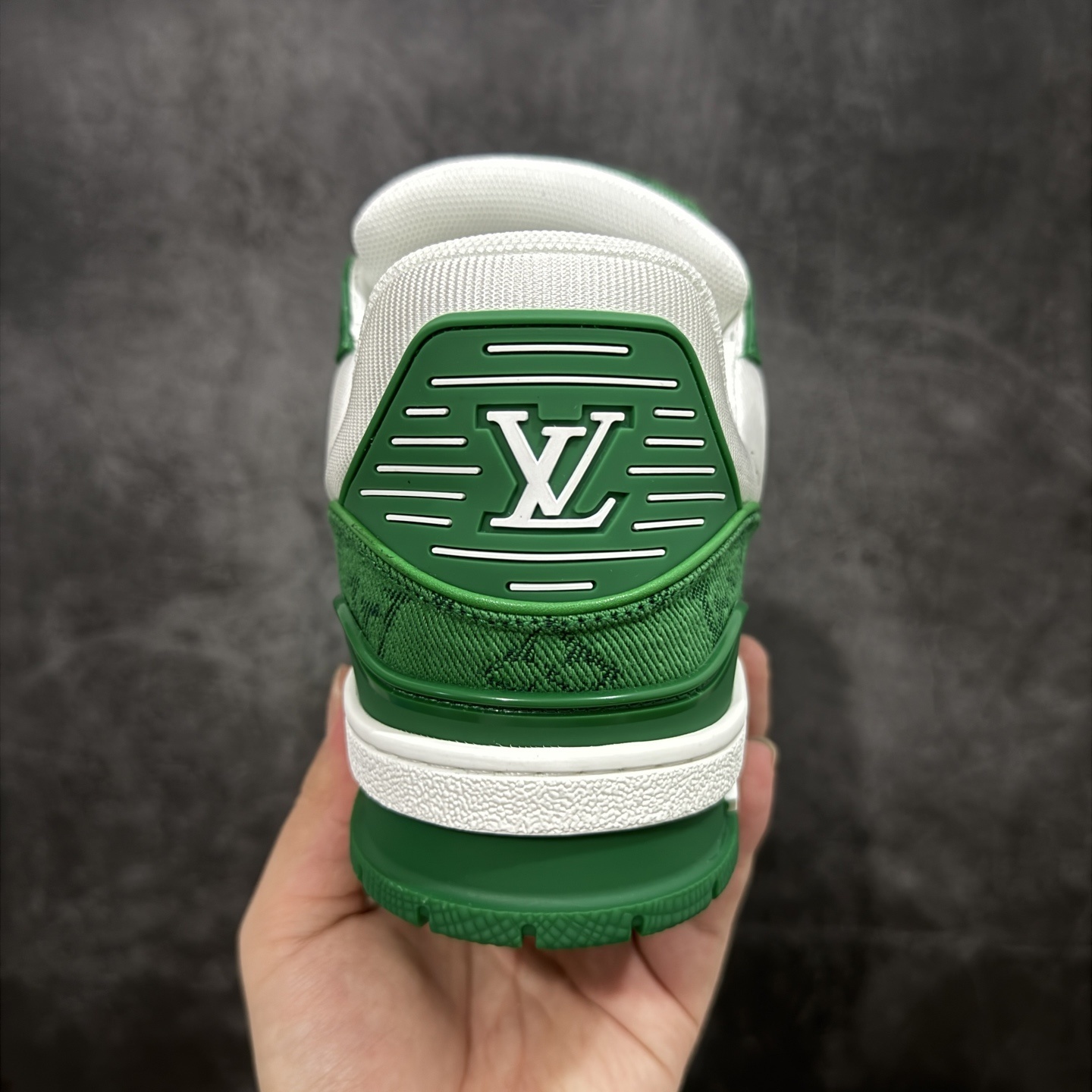 Louis Vuitton Trainer Sneaker T538009 | Supeerbuy Spreadsheet