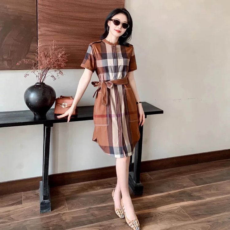 Burberry  British style casual mid length shirt skirt with floral patterns | Supeerbuy Spreadsheet