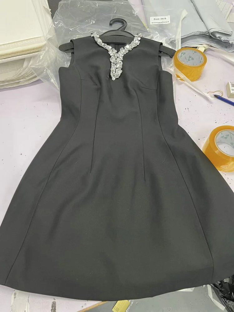 Temperament  skirt   socialite solid color sleeveless waist cinching slimming dress | Supeerbuy Spre