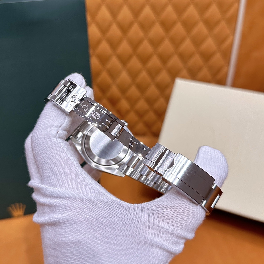 Rolex watch m124270-0001 | Supeerbuy Spreadsheet